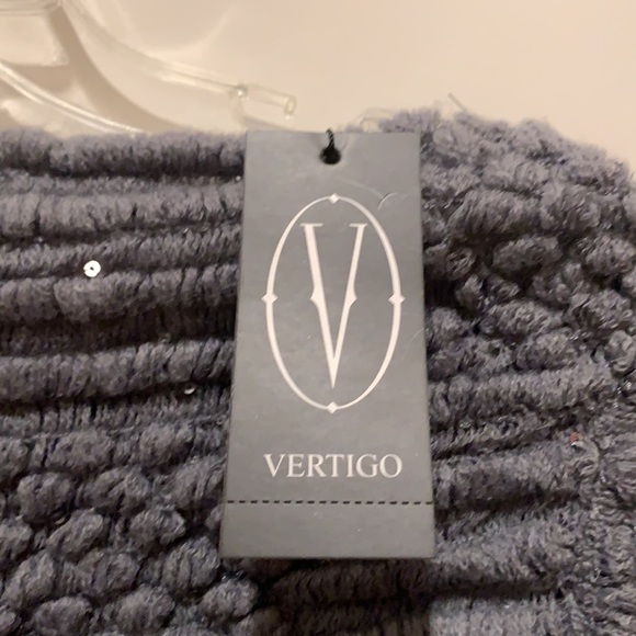 Vertigo Textured Sequin Knit Fringe Poncho OS NWT - Picture 4 of 8